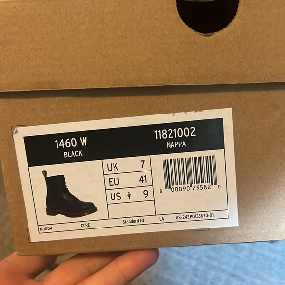 Dr. Martens Boots, Women’s Size 9, Black Semi Shinny - Picture 5 of 5